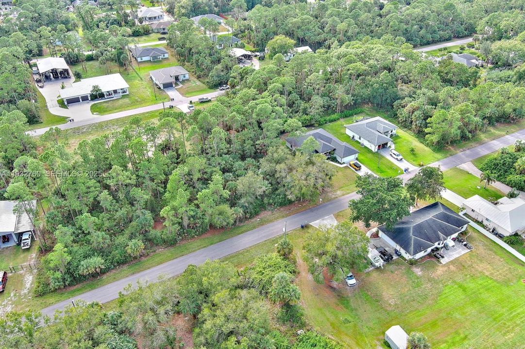 На продажу: $30,000 (0.22 acres)