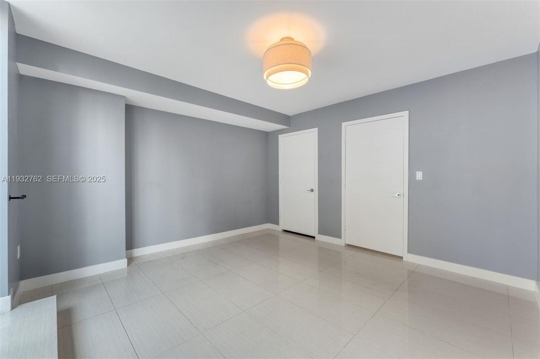 На продажу: $1,140,000 (3 спален, 3 ванн, 1930 Квадратных фут)