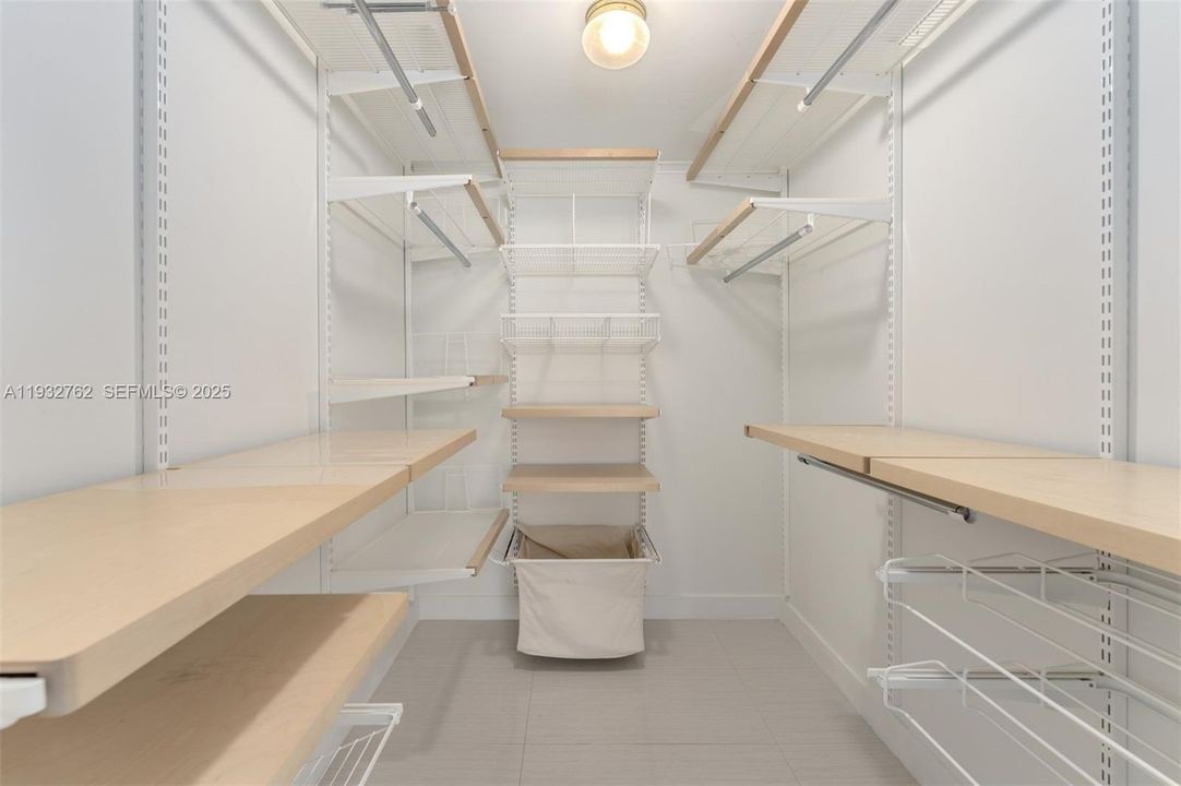 На продажу: $1,140,000 (3 спален, 3 ванн, 1930 Квадратных фут)