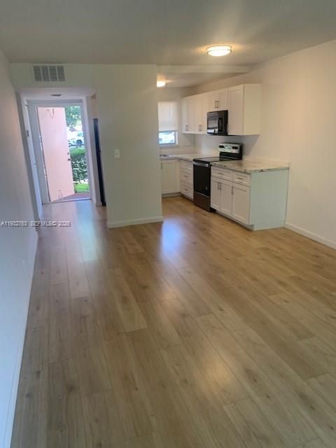 For Sale: $90,000 (1 beds, 1 baths, 640 Square Feet)