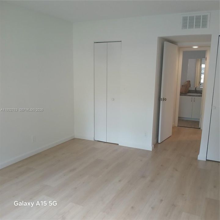 For Sale: $90,000 (1 beds, 1 baths, 640 Square Feet)