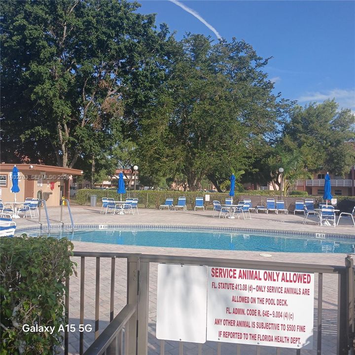 For Sale: $90,000 (1 beds, 1 baths, 640 Square Feet)