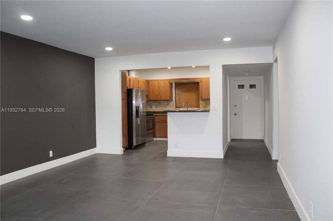 En Venta: $195,000 (2 camas, 2 baños, 1060 Pies cuadrados)