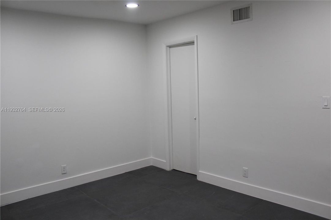 En Venta: $195,000 (2 camas, 2 baños, 1060 Pies cuadrados)