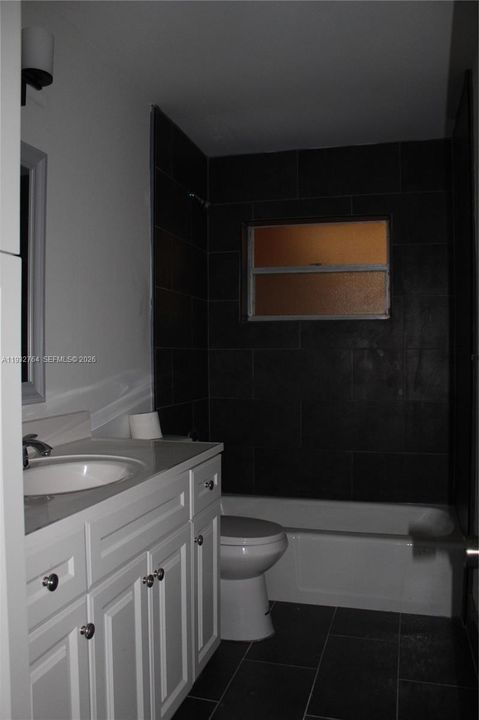 En Venta: $195,000 (2 camas, 2 baños, 1060 Pies cuadrados)