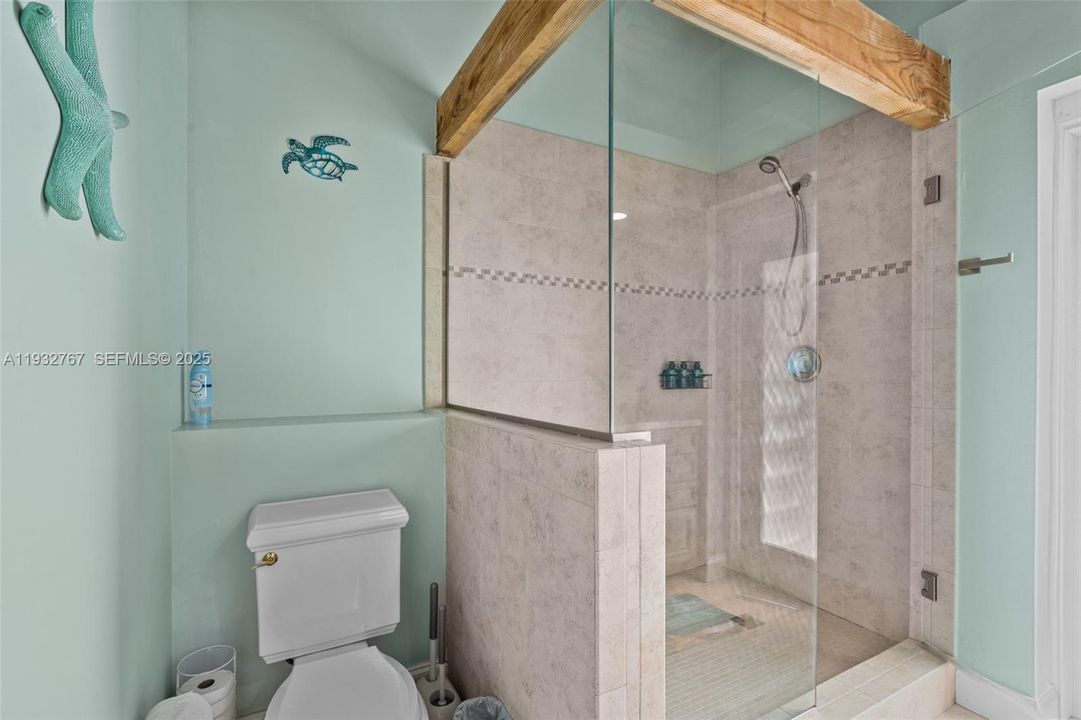 For Sale: $965,000 (3 beds, 3 baths, 2496 Square Feet)