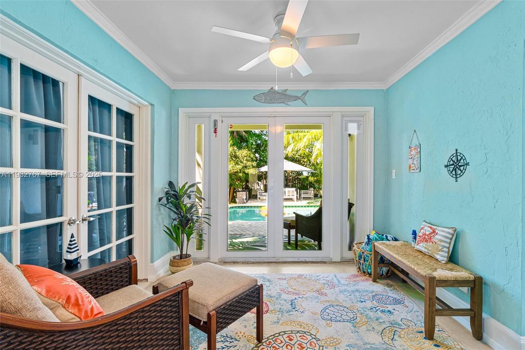 For Sale: $965,000 (3 beds, 3 baths, 2496 Square Feet)