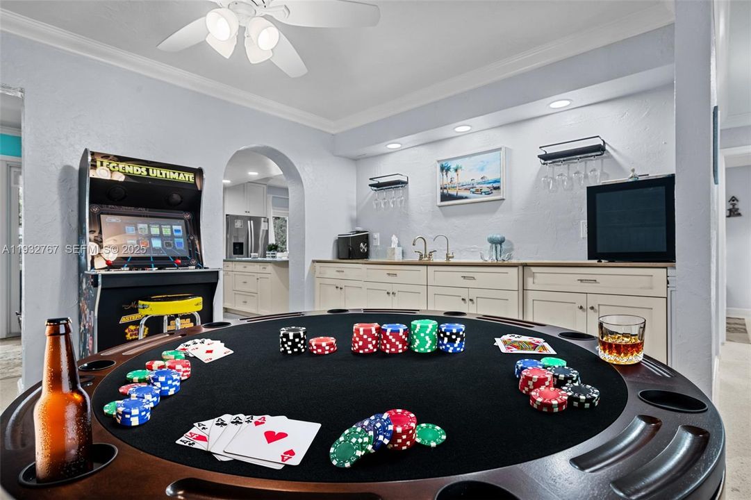 For Sale: $965,000 (3 beds, 3 baths, 2496 Square Feet)