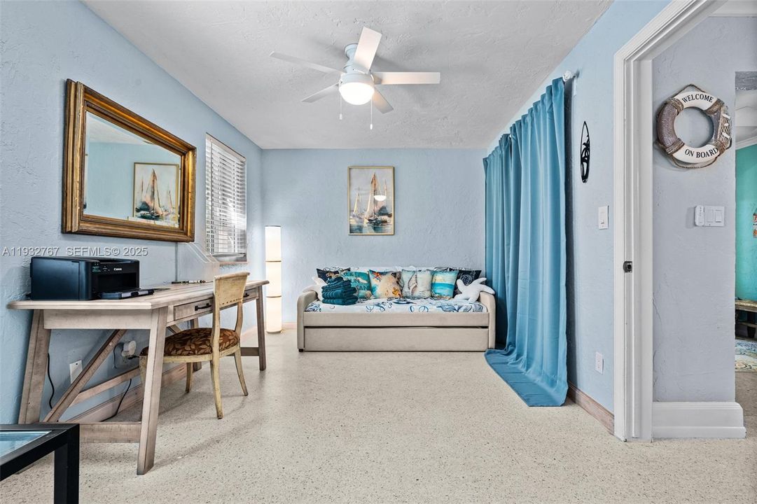 For Sale: $965,000 (3 beds, 3 baths, 2496 Square Feet)