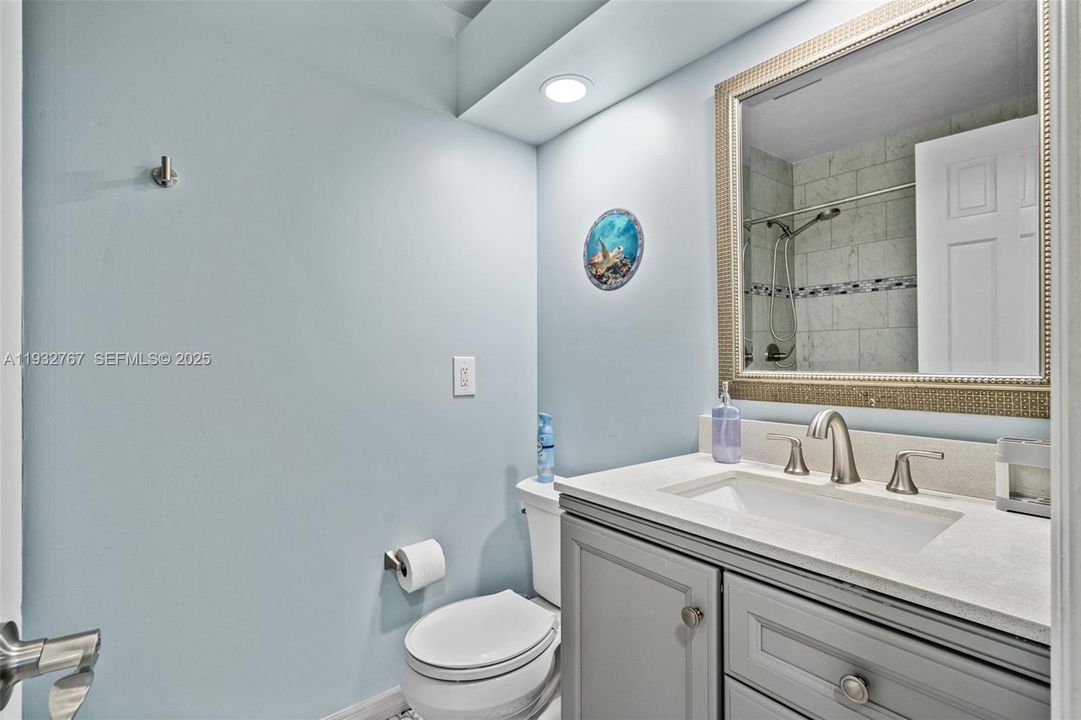 For Sale: $965,000 (3 beds, 3 baths, 2496 Square Feet)