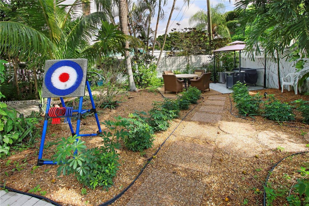 For Sale: $965,000 (3 beds, 3 baths, 2496 Square Feet)