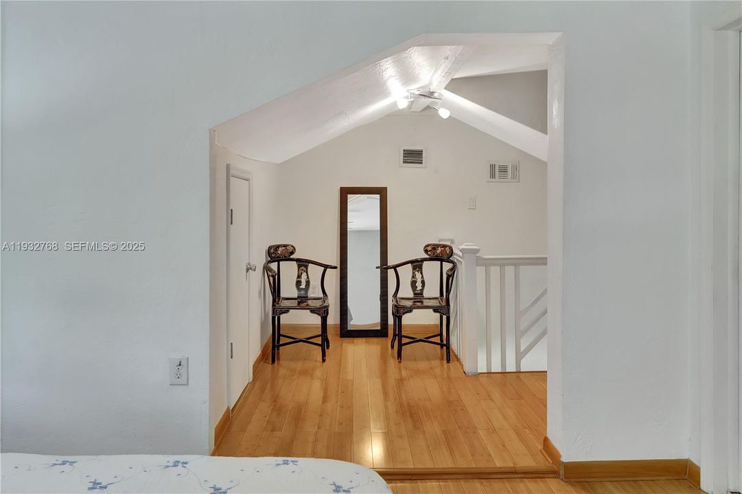 For Rent: $3,400 (2 beds, 2 baths, 1442 Square Feet)