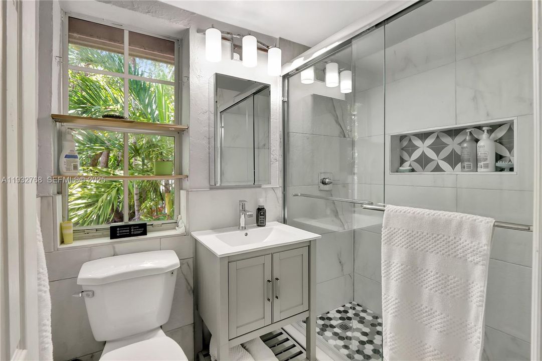 For Rent: $3,400 (2 beds, 2 baths, 1442 Square Feet)