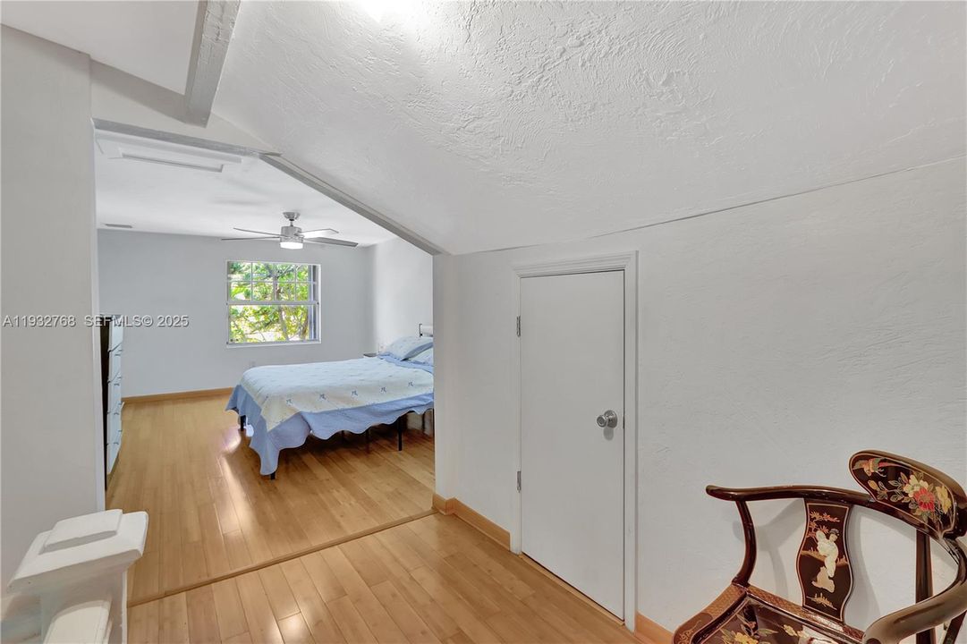 For Rent: $3,400 (2 beds, 2 baths, 1442 Square Feet)