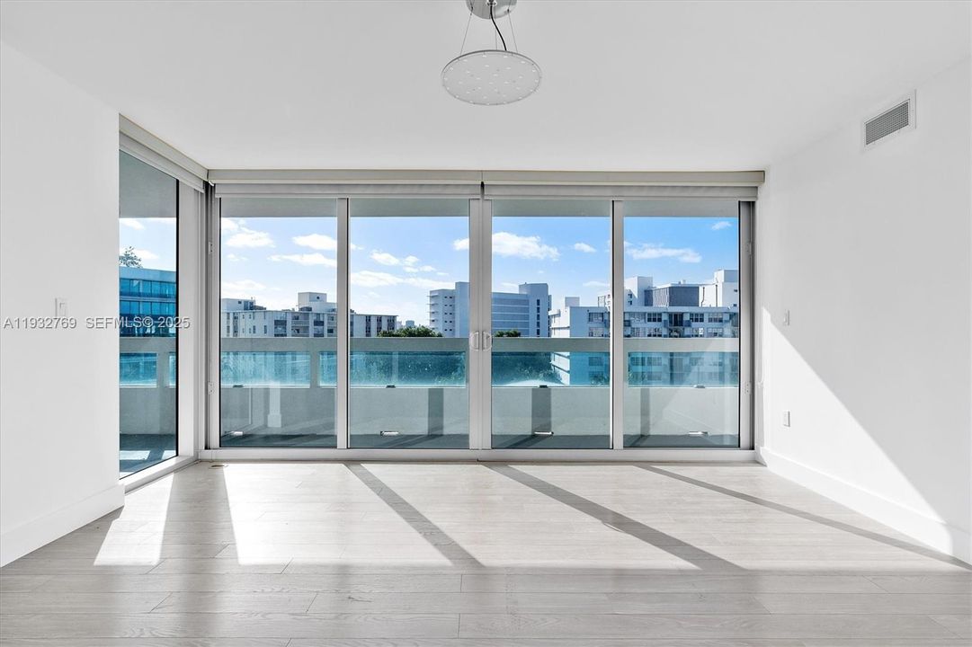 For Rent: $4,300 (2 beds, 2 baths, 1150 Square Feet)