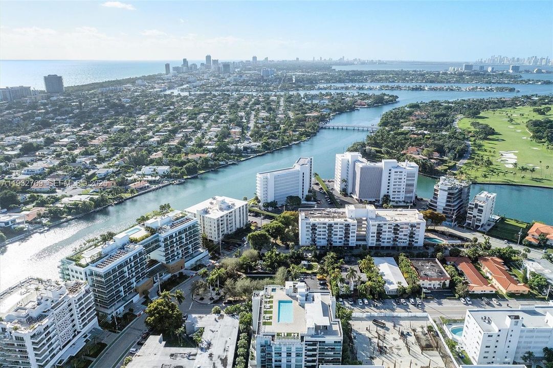 For Rent: $4,300 (2 beds, 2 baths, 1150 Square Feet)