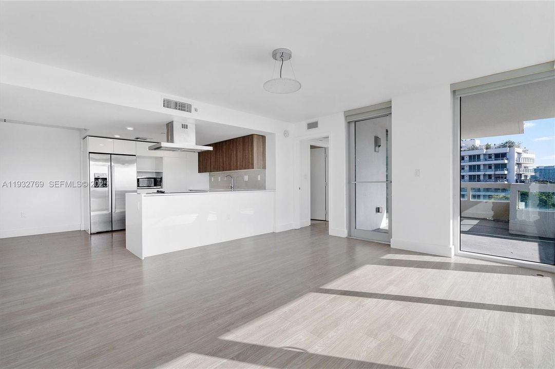 For Rent: $4,300 (2 beds, 2 baths, 1150 Square Feet)