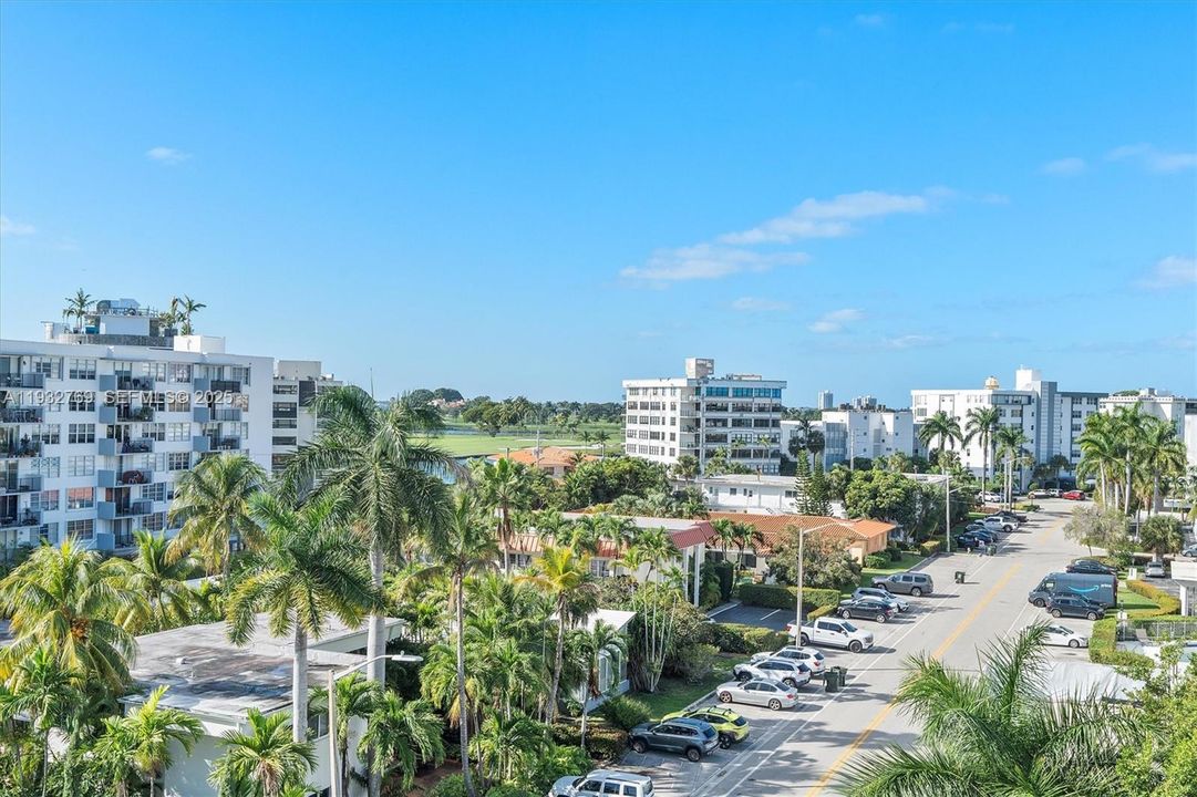 For Rent: $4,300 (2 beds, 2 baths, 1150 Square Feet)