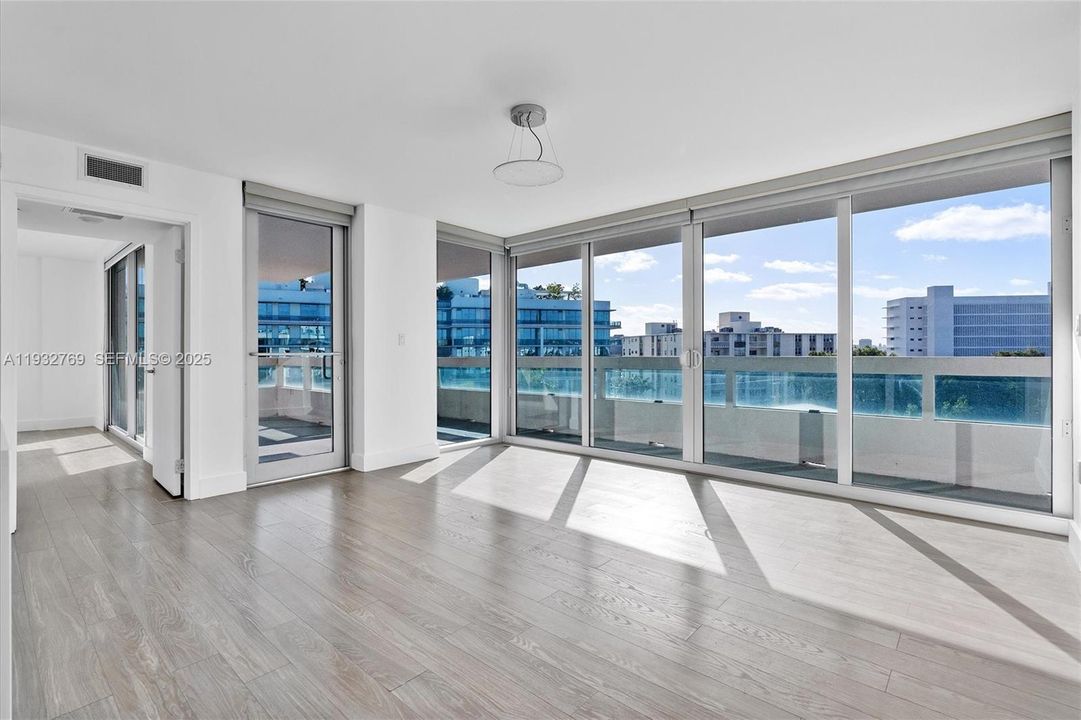 For Rent: $4,300 (2 beds, 2 baths, 1150 Square Feet)