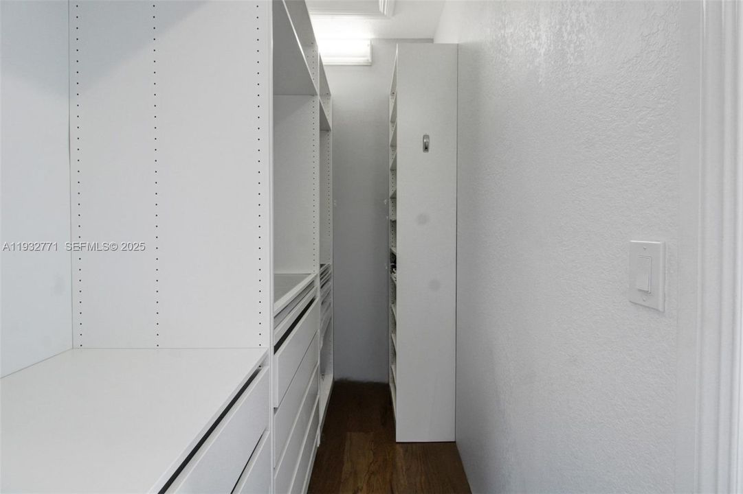 For Rent: $6,300 (4 beds, 3 baths, 2397 Square Feet)