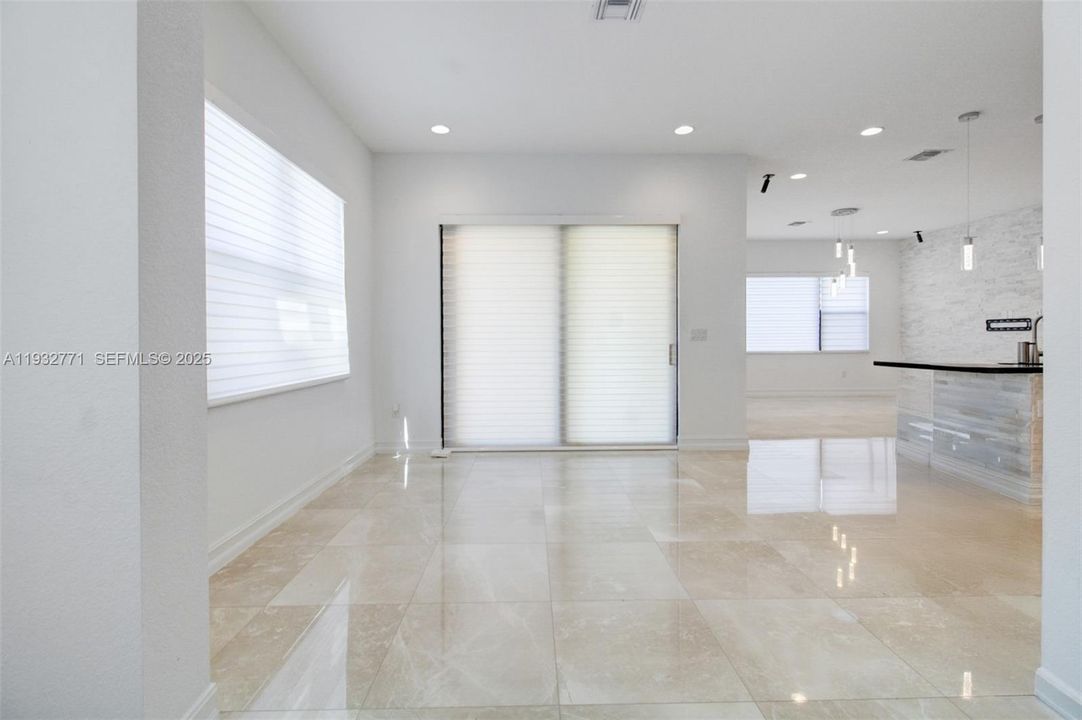 For Rent: $6,300 (4 beds, 3 baths, 2397 Square Feet)