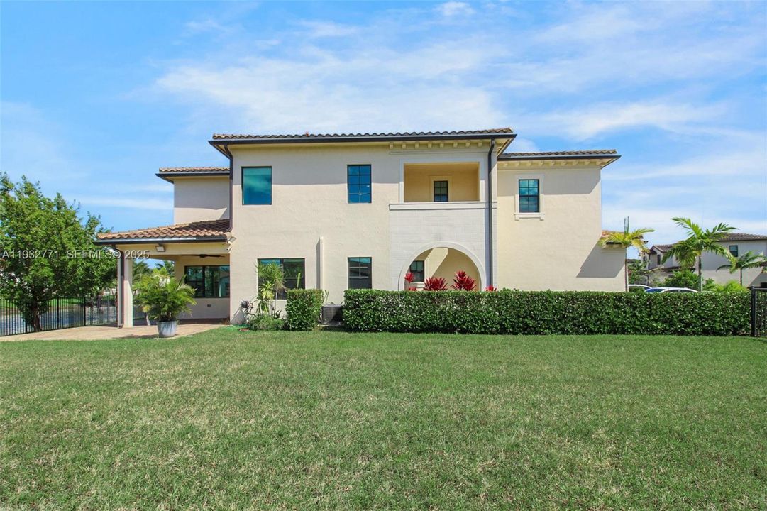 For Rent: $6,300 (4 beds, 3 baths, 2397 Square Feet)