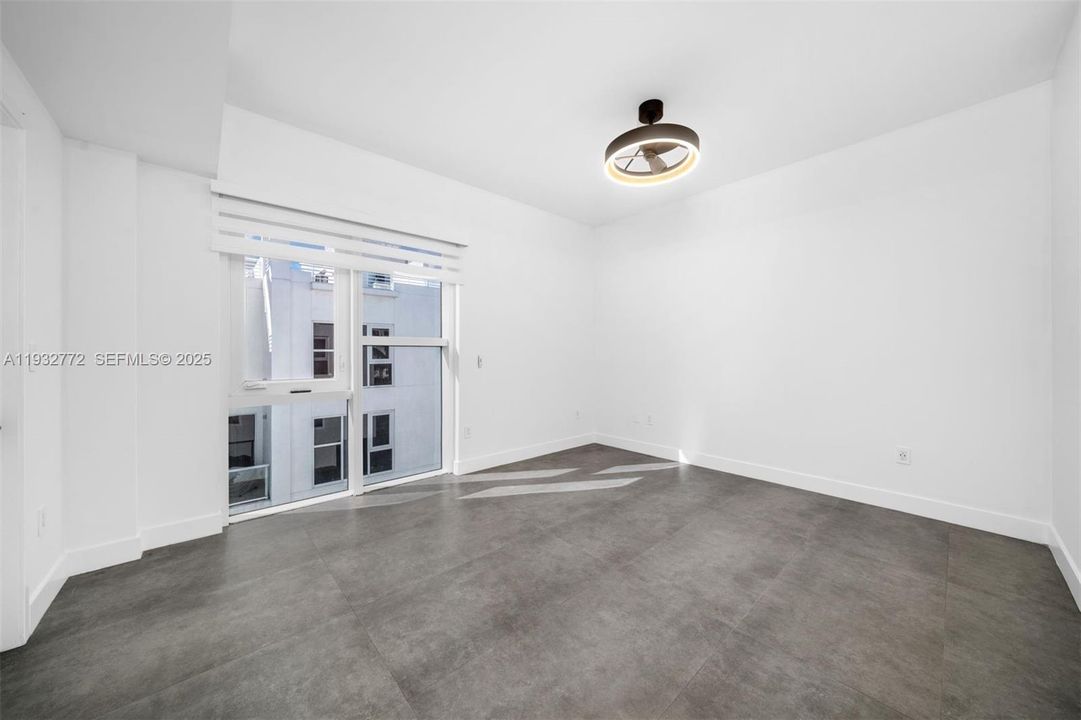 For Sale: $2,088,000 (3 beds, 2 baths, 2236 Square Feet)