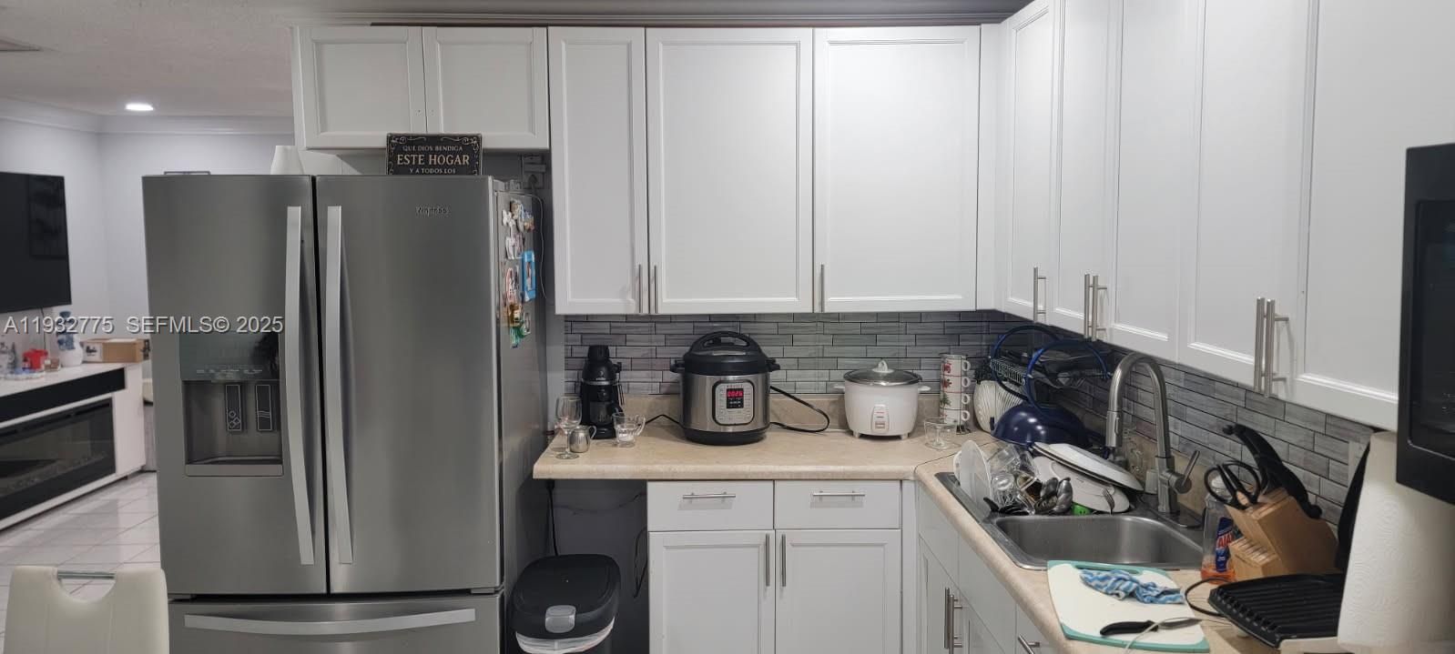 На продажу: $325,000 (3 спален, 2 ванн, 1216 Квадратных фут)