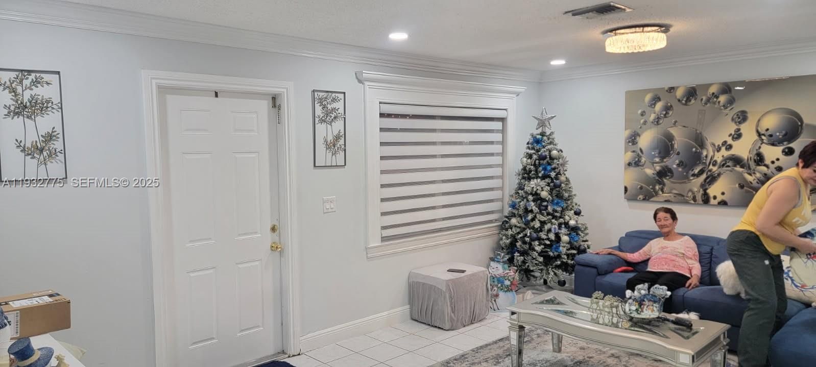 На продажу: $325,000 (3 спален, 2 ванн, 1216 Квадратных фут)