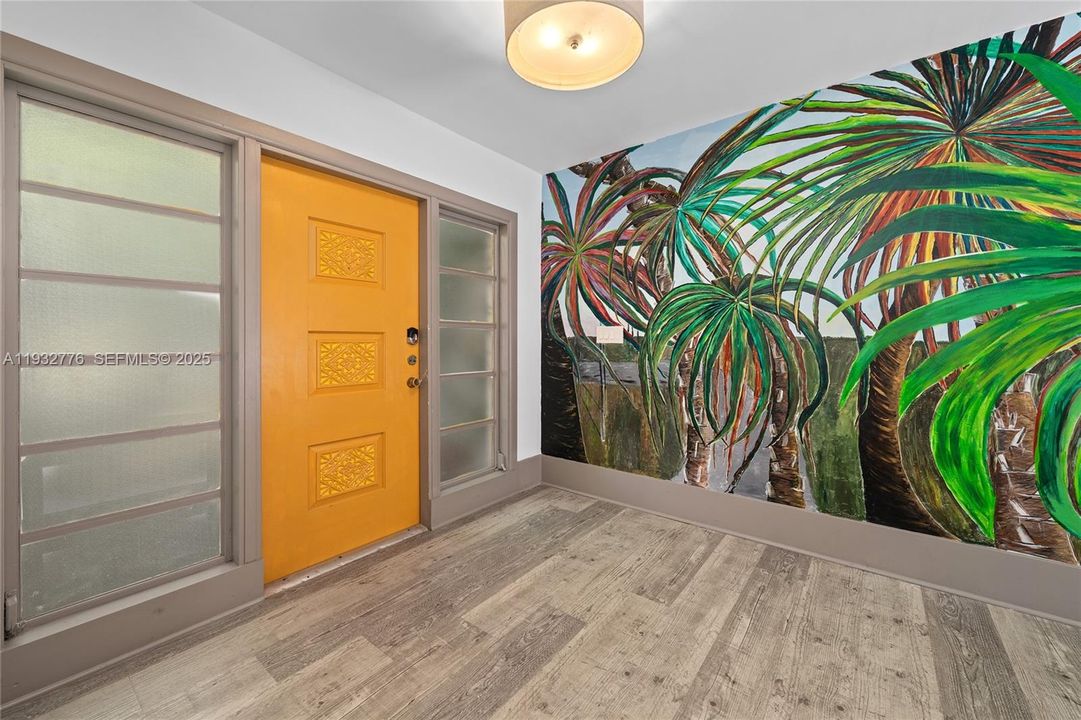 For Sale: $1,295,000 (5 beds, 4 baths, 2122 Square Feet)