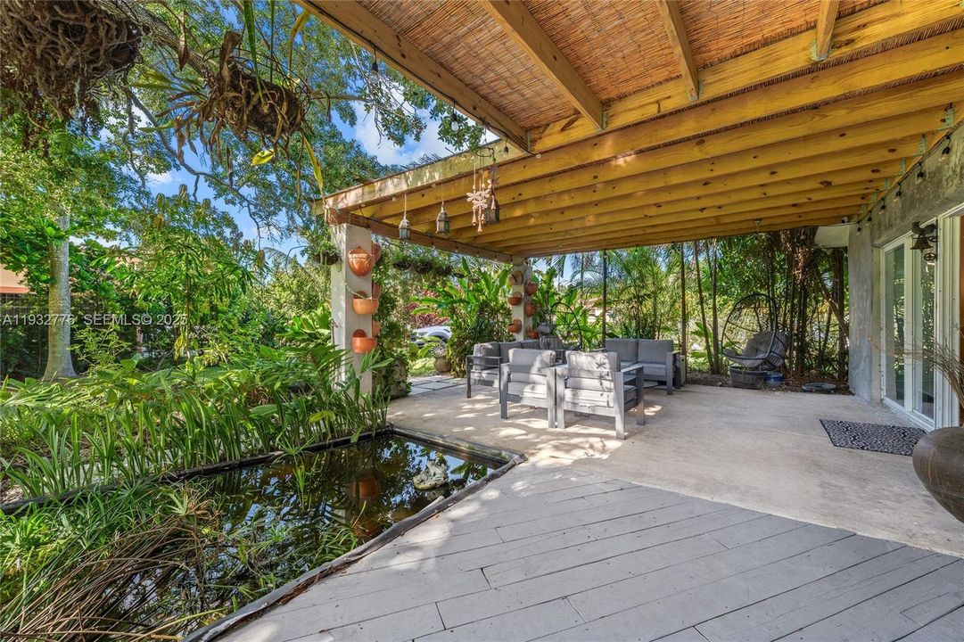 For Sale: $1,295,000 (5 beds, 4 baths, 2122 Square Feet)