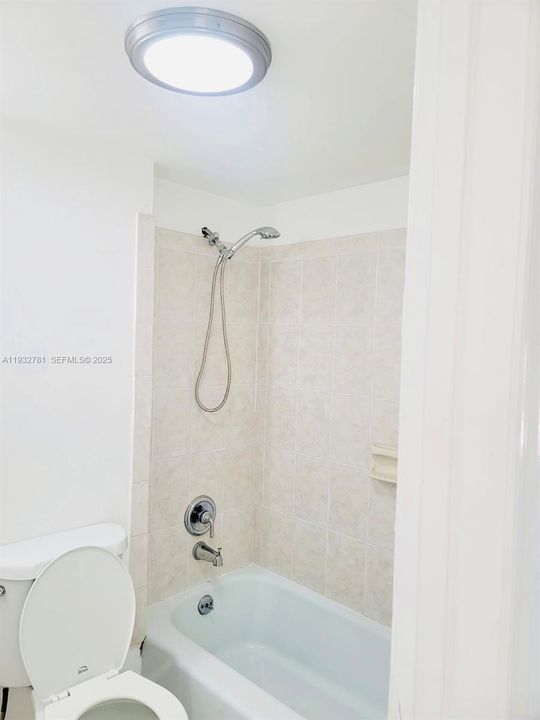 出租: $1,500 (1 贝兹, 1 浴室, 495 平方英尺)