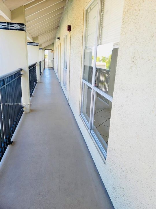 出租: $1,500 (1 贝兹, 1 浴室, 495 平方英尺)