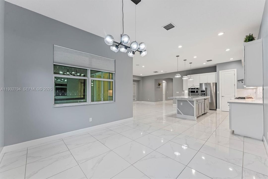 На продажу: $795,000 (3 спален, 2 ванн, 2741 Квадратных фут)