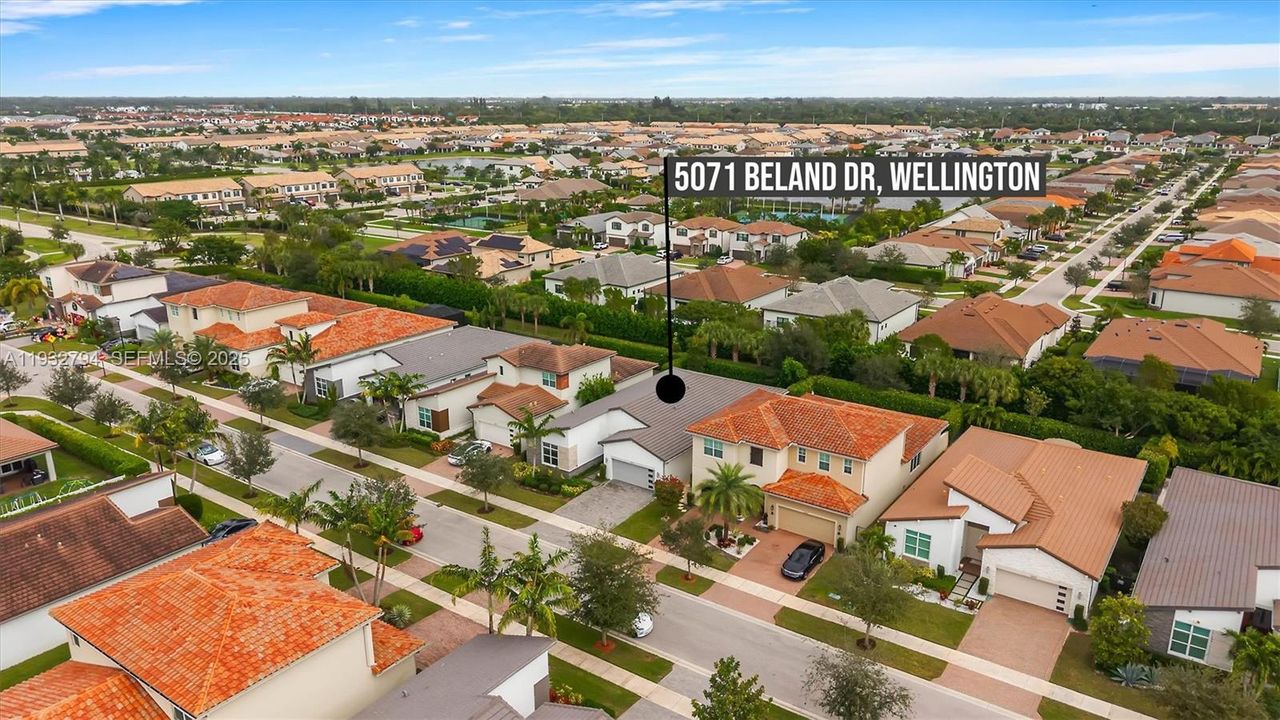 На продажу: $795,000 (3 спален, 2 ванн, 2741 Квадратных фут)