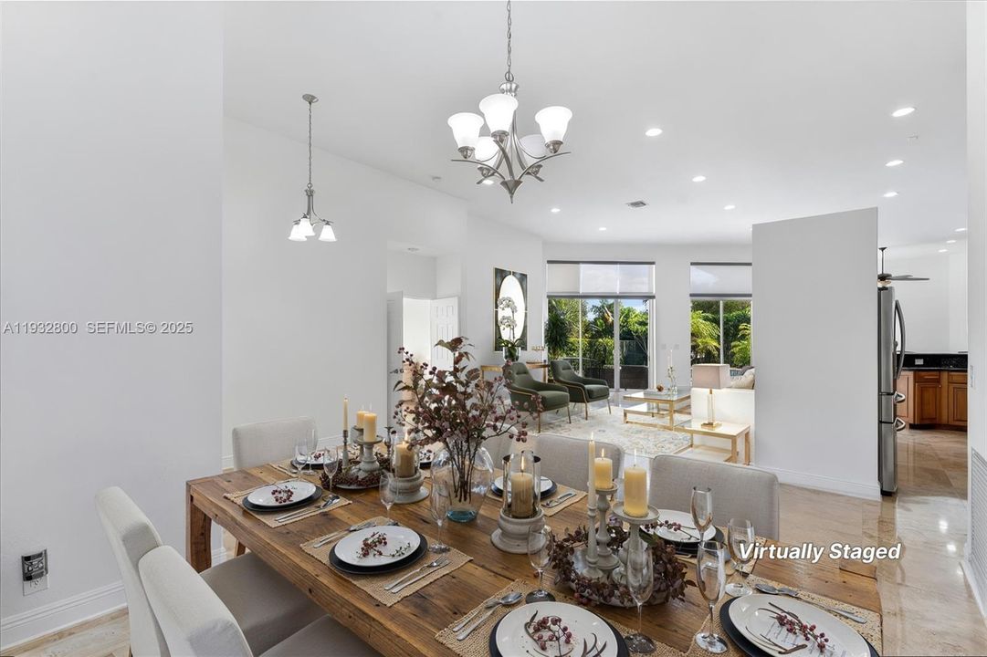 En Venta: $1,310,000 (4 camas, 3 baños, 2794 Pies cuadrados)