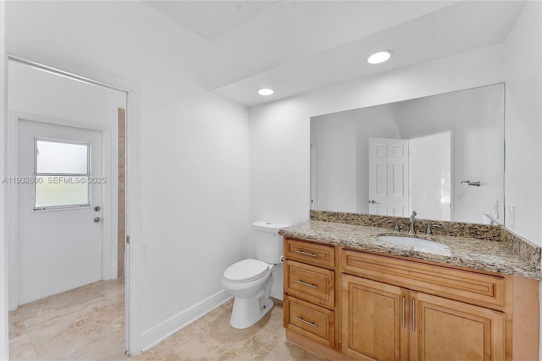 En Venta: $1,310,000 (4 camas, 3 baños, 2794 Pies cuadrados)