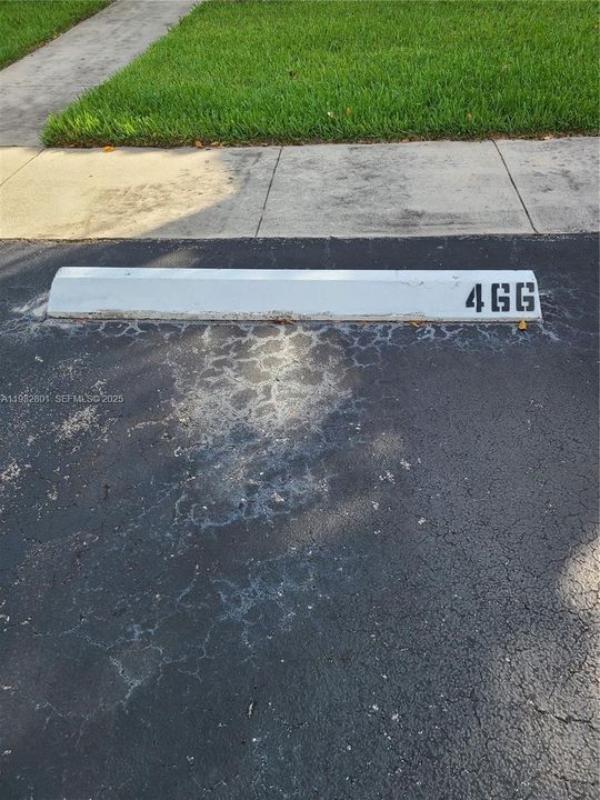 For Sale: $250,000 (2 beds, 2 baths, 986 Square Feet)