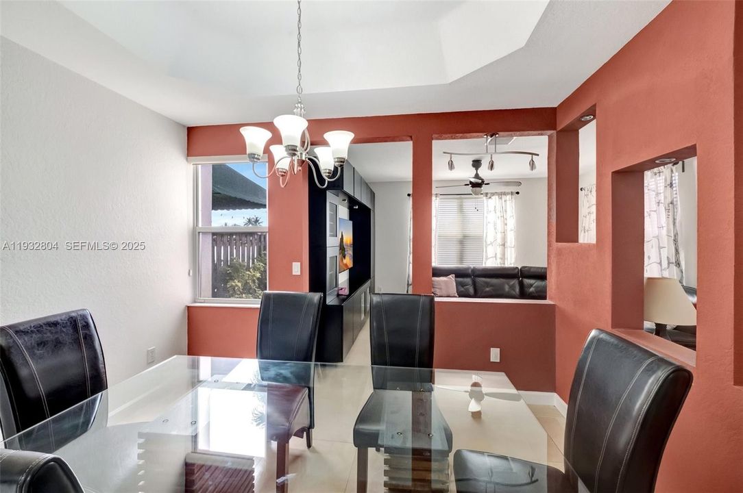 For Rent: $4,450 (4 beds, 2 baths, 2105 Square Feet)