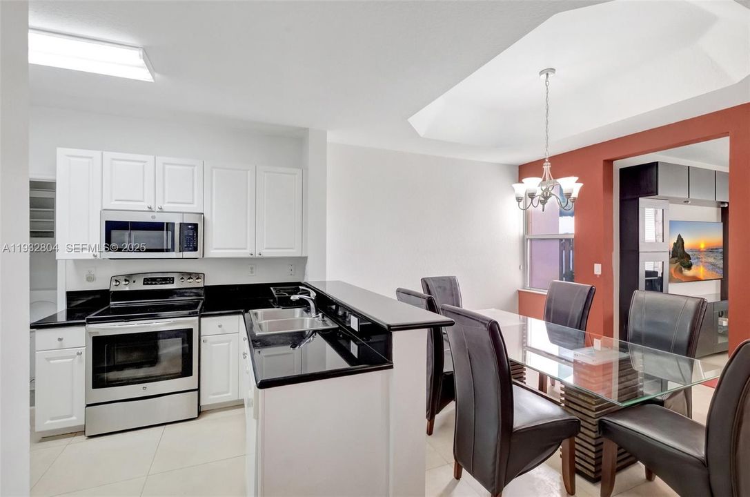 For Rent: $4,450 (4 beds, 2 baths, 2105 Square Feet)