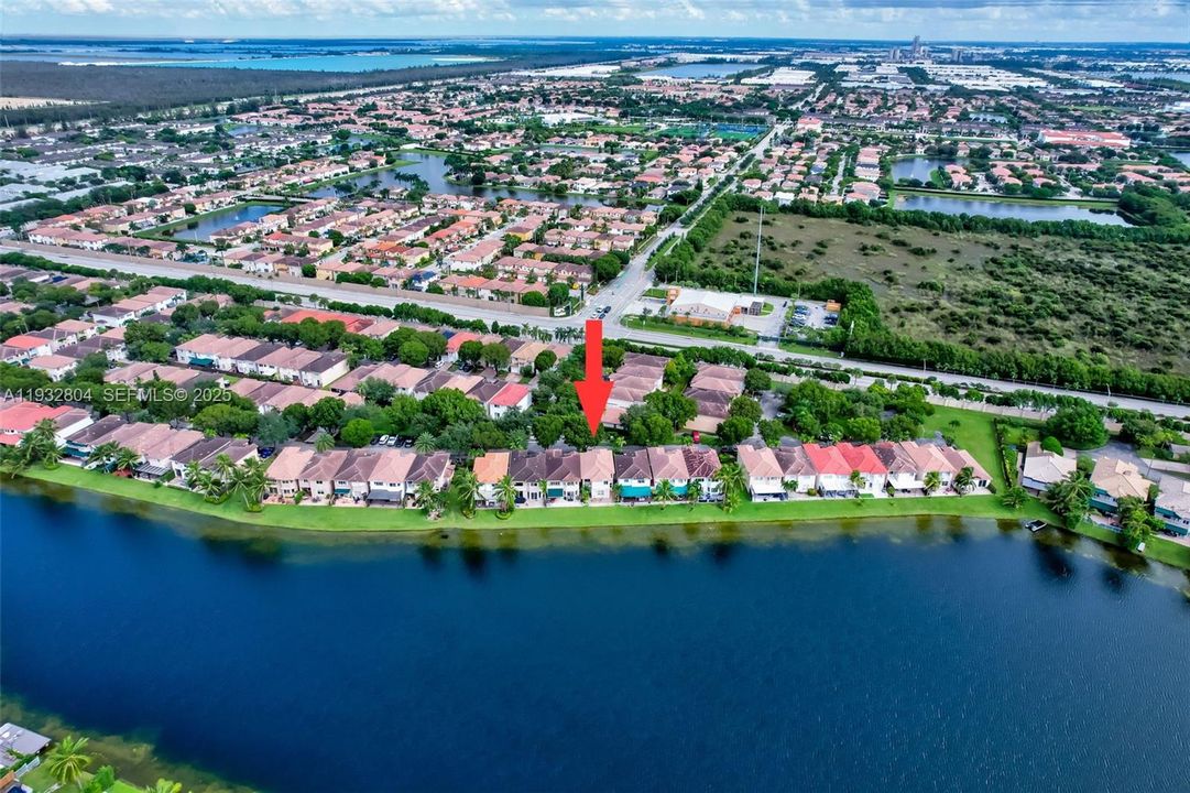 For Rent: $4,450 (4 beds, 2 baths, 2105 Square Feet)