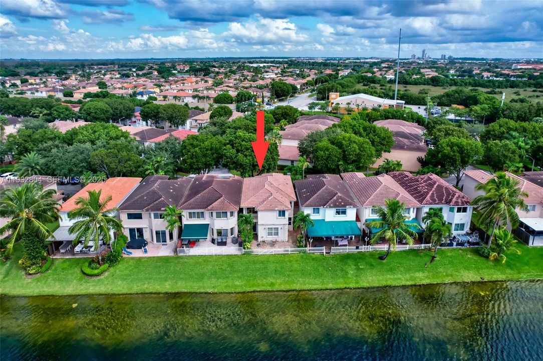 For Rent: $4,450 (4 beds, 2 baths, 2105 Square Feet)