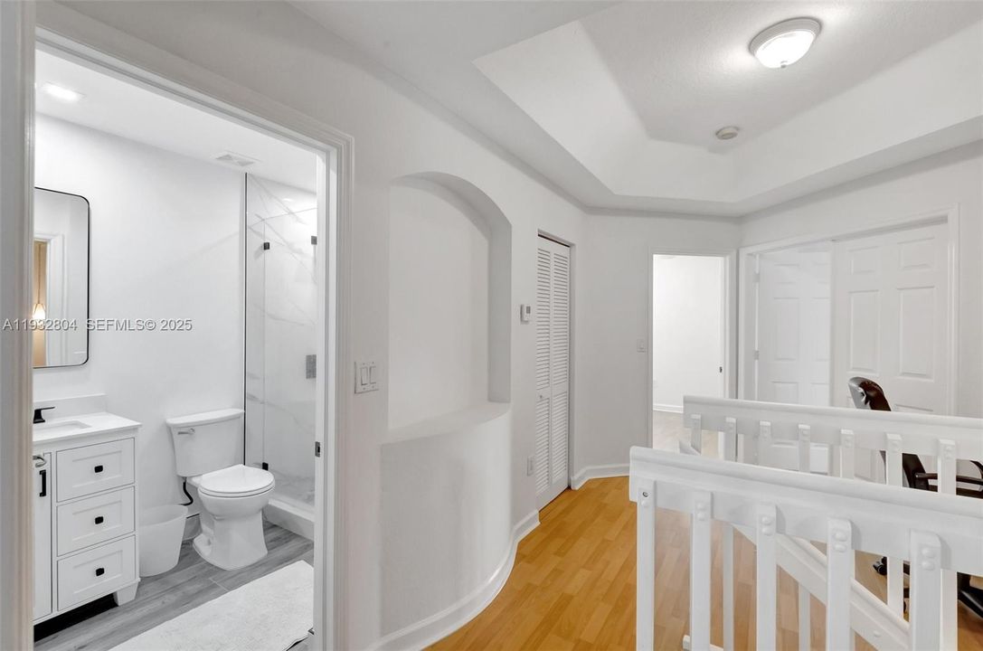 For Rent: $4,450 (4 beds, 2 baths, 2105 Square Feet)