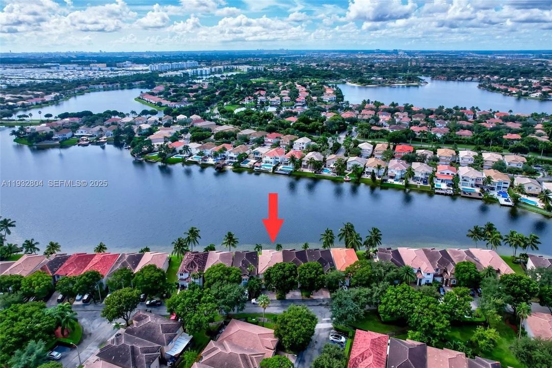 For Rent: $4,450 (4 beds, 2 baths, 2105 Square Feet)