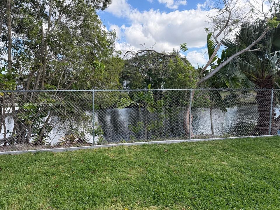 En Venta: $800,000 (3 camas, 2 baños, 0 Pies cuadrados)