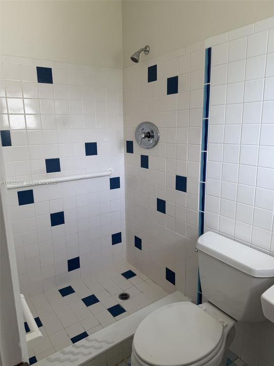 En Venta: $800,000 (3 camas, 2 baños, 0 Pies cuadrados)