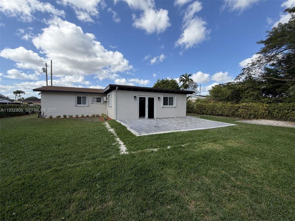 En Venta: $800,000 (3 camas, 2 baños, 0 Pies cuadrados)