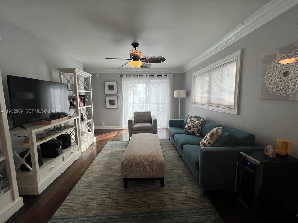 待售: $690,000 (3 贝兹, 3 浴室, 0 平方英尺)