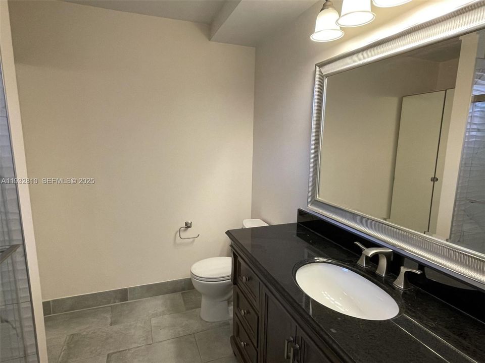 出租: $3,300 (3 贝兹, 2 浴室, 1393 平方英尺)