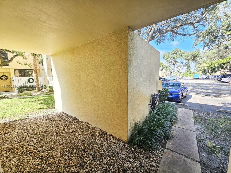 En Venta: $235,000 (2 camas, 2 baños, 1060 Pies cuadrados)